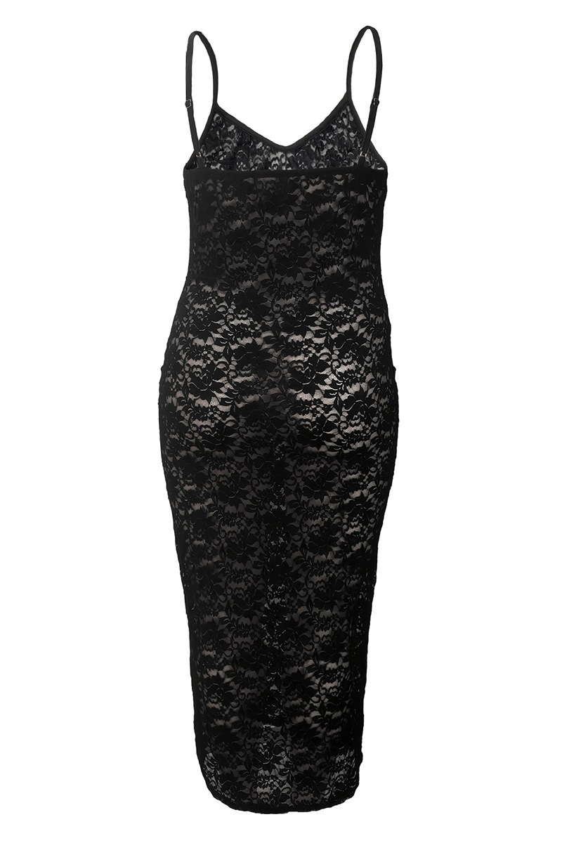 THE "GRACE OF LACE" MAXI DRESS