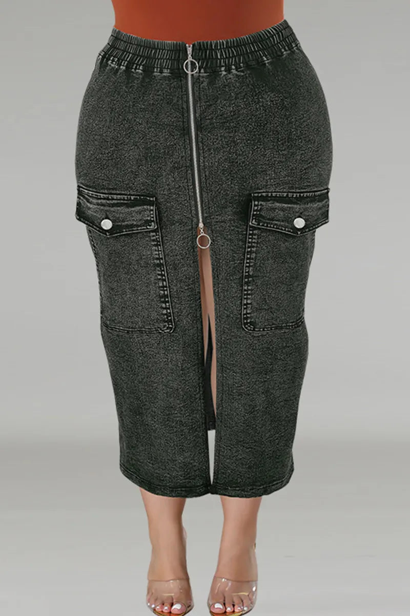 THE "BOSS MOVES" CARGO JEAN SKIRT