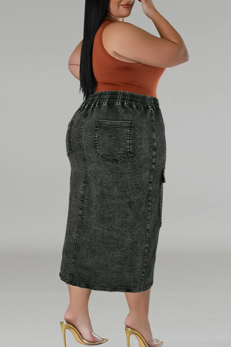 THE "BOSS MOVES" CARGO JEAN SKIRT